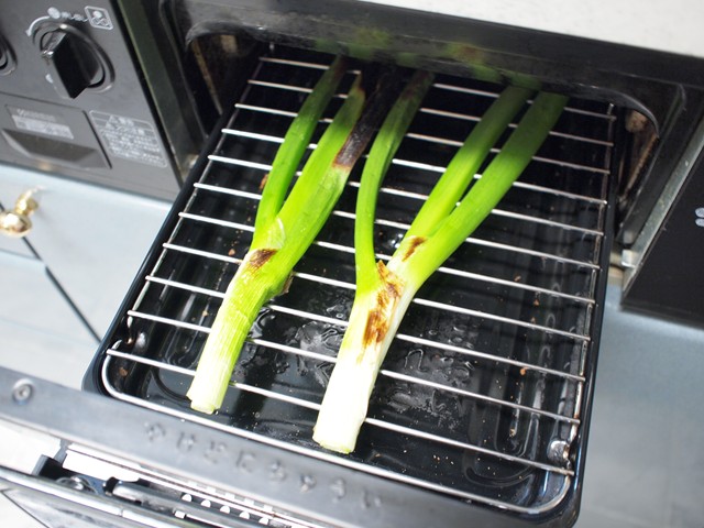 こんな感じ。魚焼き器でやればOK。