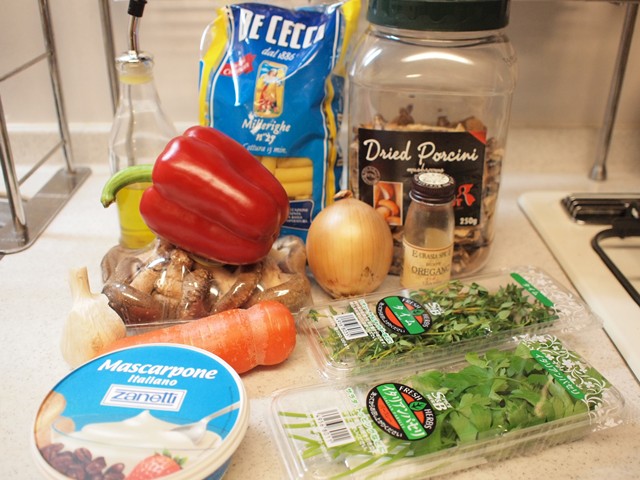 ベジタリアン・ボロネーゼの材料その1。