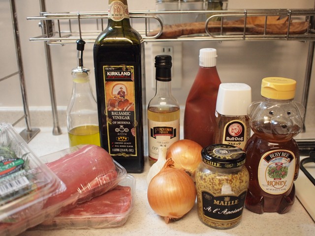 材料。ハチミツがクマ。（笑）