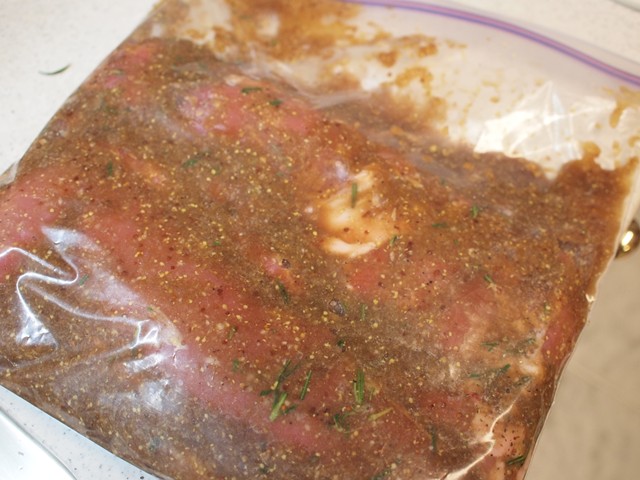 たまねぎの酵素が肉をやわらかくしてくれる。