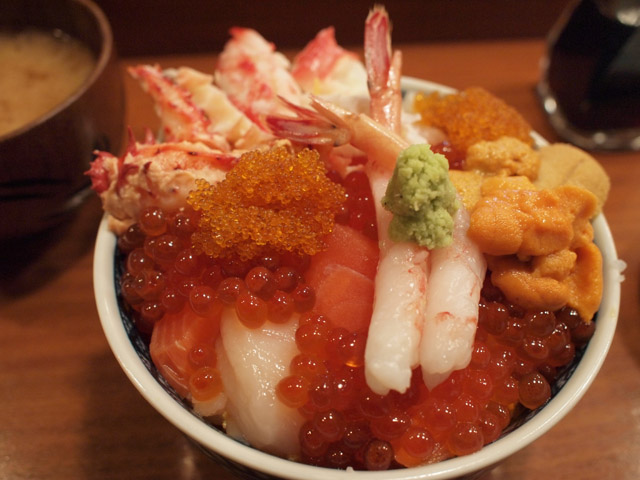 海の幸ぎっしり。