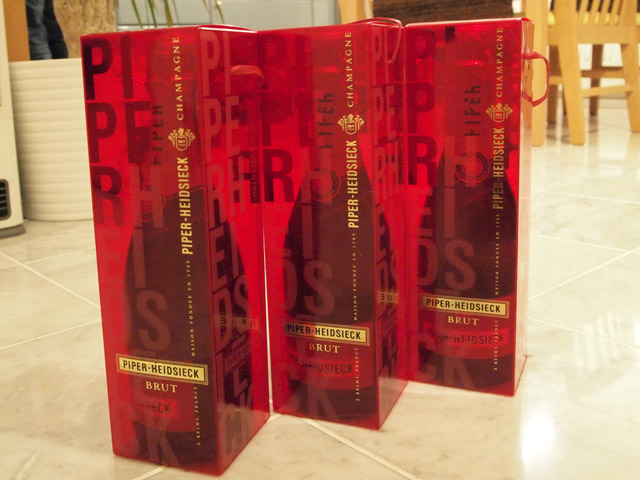 Piper-Heidsieckのこんなパッケージのを。いや、お得だったもんだから…。