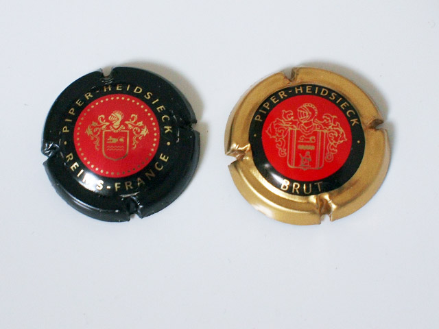 ミュズレー。新しいのは金色がなくなり、黒が拡張された。