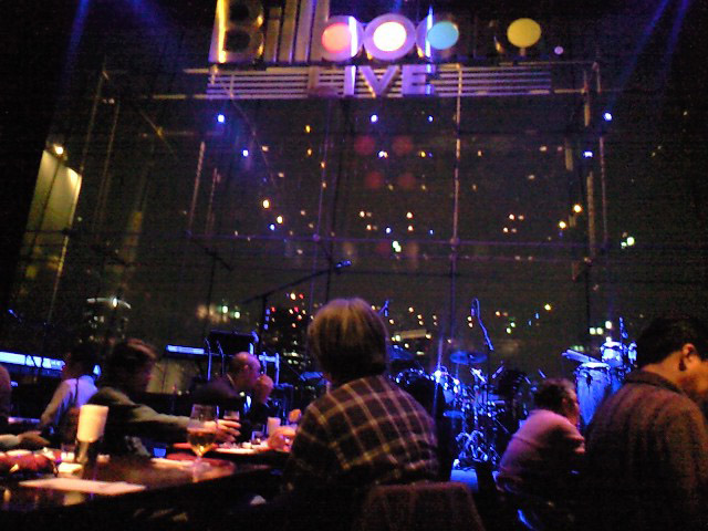 開演直前、まだ撮影が許されている時に。