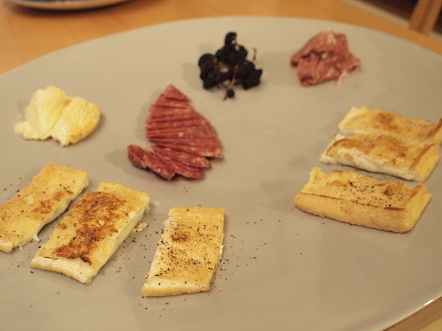 ワインのつまみ。