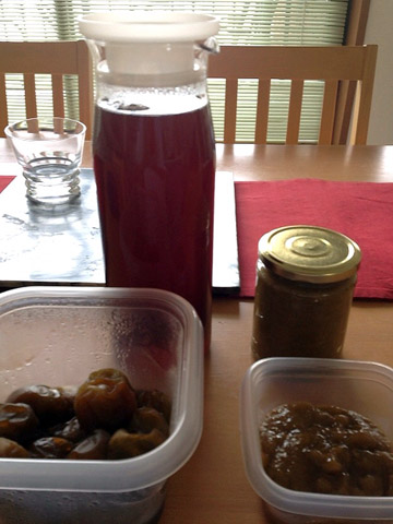 自家製の梅食品各種。