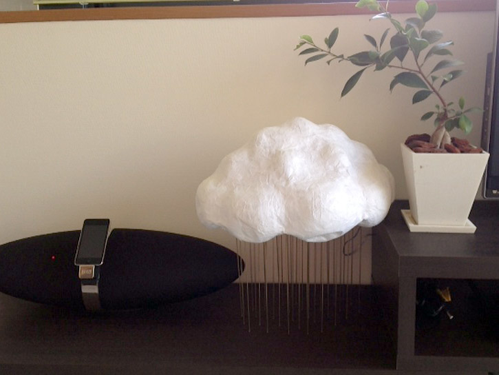 ガジュマルの「ナビュコドノゾール」も伸びた。 ガジュマルの「ナビュコドノゾール」も伸びた。