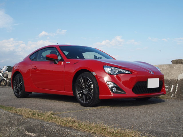 まーは今年買った新車で来た。