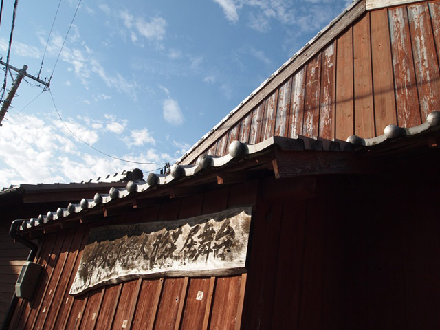 文楽の舞台。その文楽は重要無形文化財なんだとか。