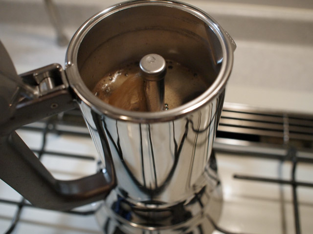 抽出の様子。蓋は開けておくんだそうだ。