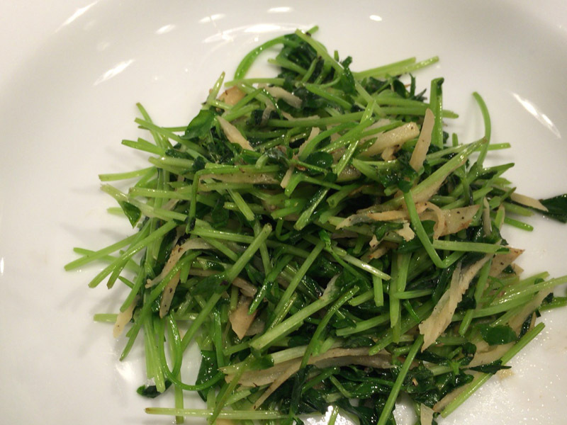 豆苗としょうがの炒め