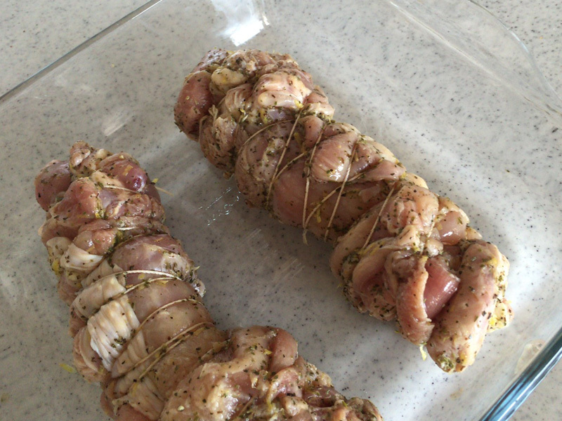 タコ糸でキュッとくくっておきます。