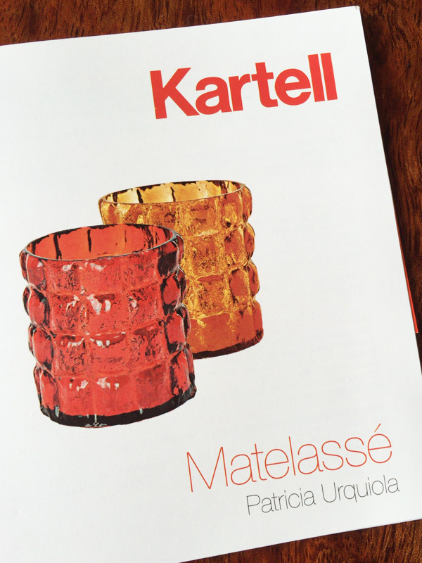 カラーバリエーションも種々ある。