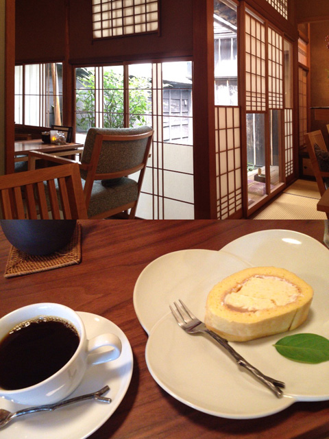 古民家をリノベートした和カフェにも立ち寄った。歴史ある建物だけに、雰囲気にも説得力がある。レアチーズケーキを巻き込んだロールケーキもコーヒーも旨かった。