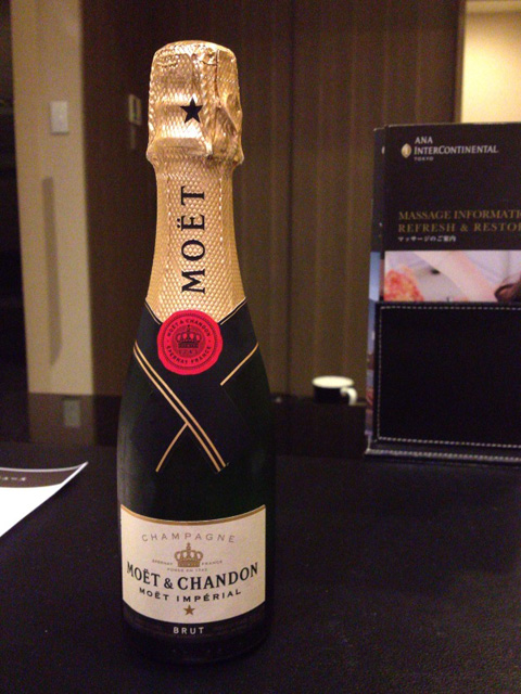 特に評価する必要のない退屈なこれを。