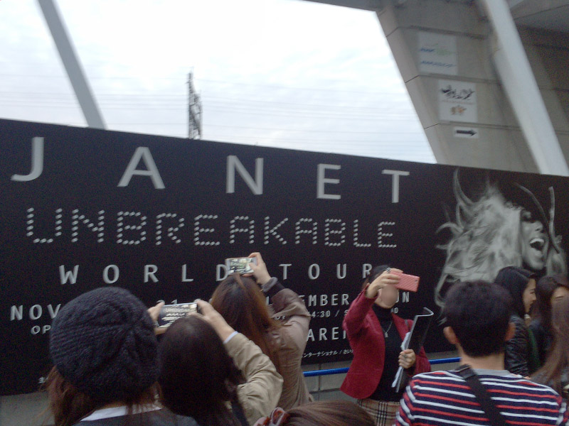 こういうのに行ったというシンボリックなものがほしいのだろう。