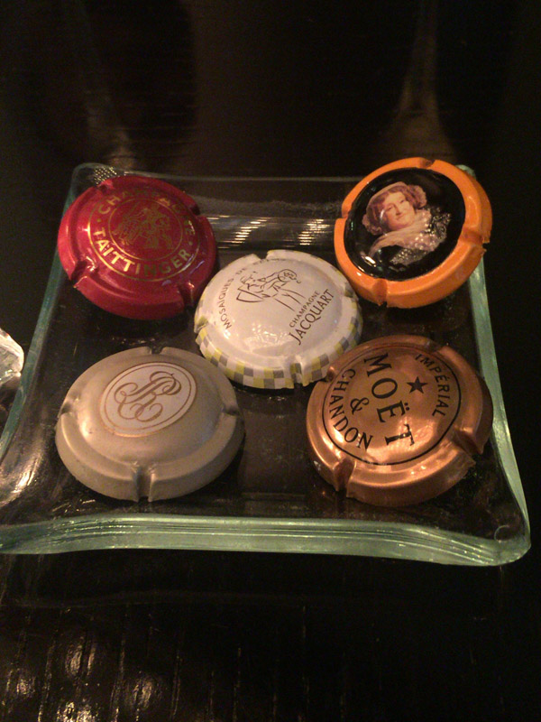 テーブルには5種のミュズレ。