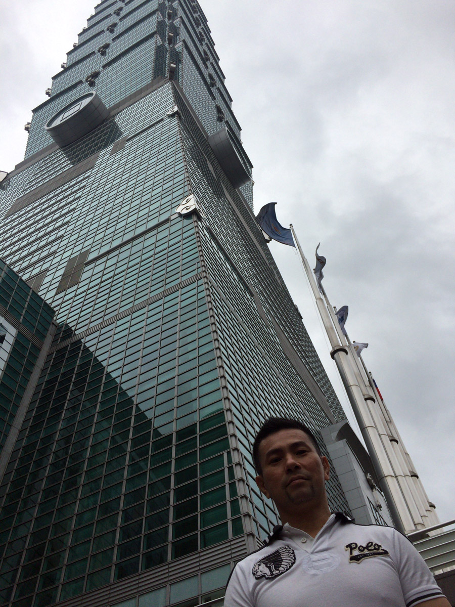 到着。ここからおのぼりさん観光タイム。