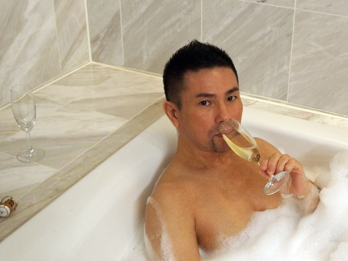 こんな感じでカッコだけ。