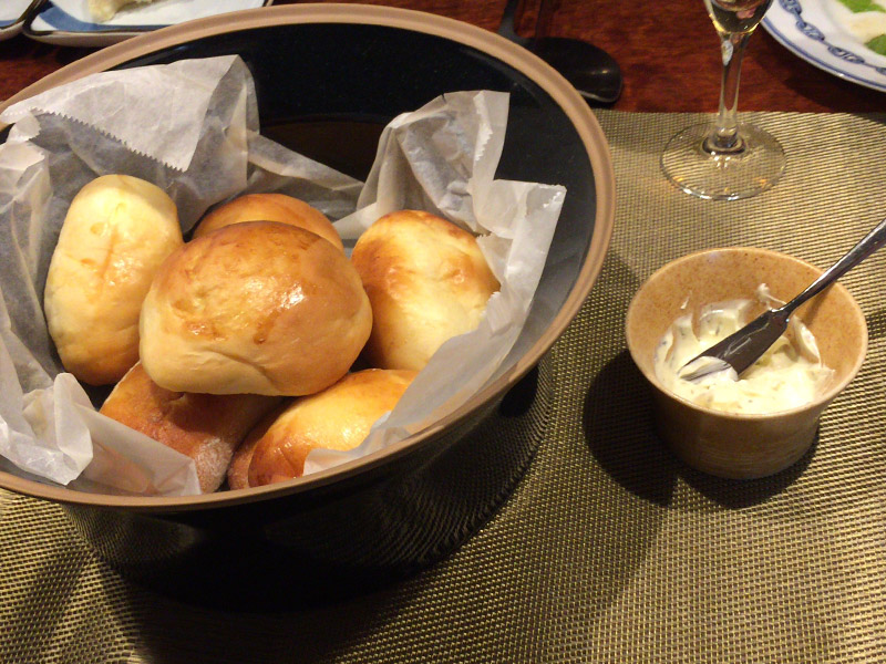 パンとバター。