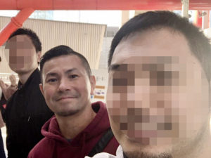 右がY、左がT。掲載許可を得てないので一応モザイクにて。