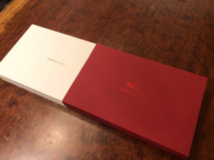 キーはこんなケースに入って届けられる。