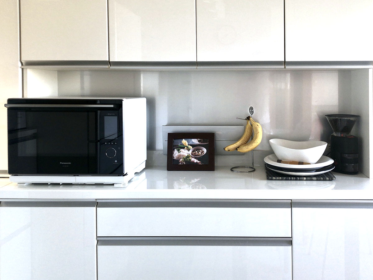 レンジを左端に寄せた。