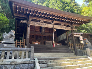 奈良井宿鎮神社。