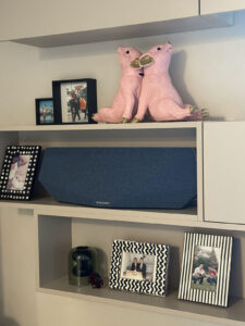 ピンクのがそれ。本来は貯金箱。