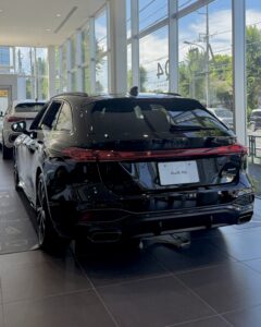 リアスタイル。旧A4に比べて高級感が増した印象。