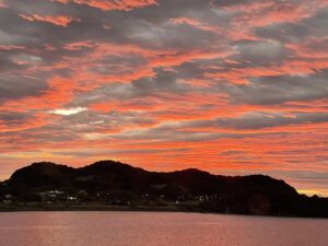 浜名湖の朝焼け。