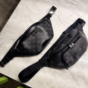 左がパートナーの物。