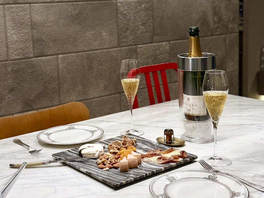 ドライフルーツやナッツとも相性良し。